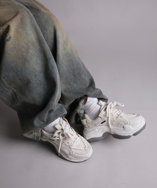 shoes365（シューズスリーシックスファイヴ）の「【shoes365】ダブル紐デザイン厚底メッシュスニーカー（スニーカー・レディース・ブラック/ホワイト・22.5cm/23.0cm/23.5cm/24.0cm/24.5cm/25.0cm）」の14枚目の写真
