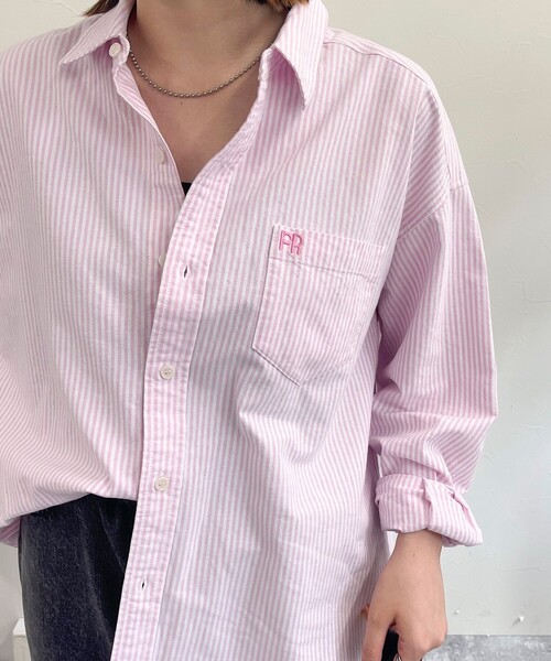 fredy emue(フレディエミュ)の「FR刺繍ベーシックシャツ(シャツ/ブラウス・レディース・オフホワイト/グレー/ブルー系その他/ピンク系その他/ベビーピンク/サックスブルー・38)」の18枚目の写真