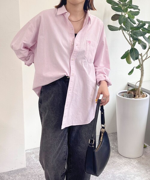 fredy emue(フレディエミュ)の「FR刺繍ベーシックシャツ(シャツ/ブラウス・レディース・オフホワイト/グレー/ブルー系その他/ピンク系その他/ベビーピンク/サックスブルー・38)」の19枚目の写真