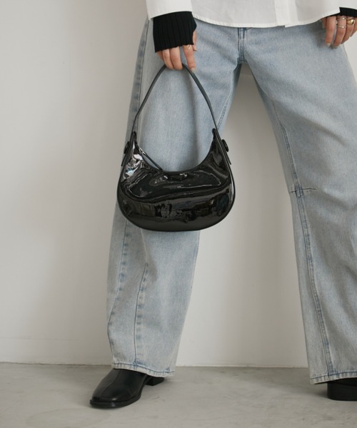 Aunt Marie's（アントマリーズ）の「エナメルムーンワンハンドルミニバッグ（ハンドバッグ・レディース・アイボリー/ブラック/レッド・FREE）」の5枚目の写真