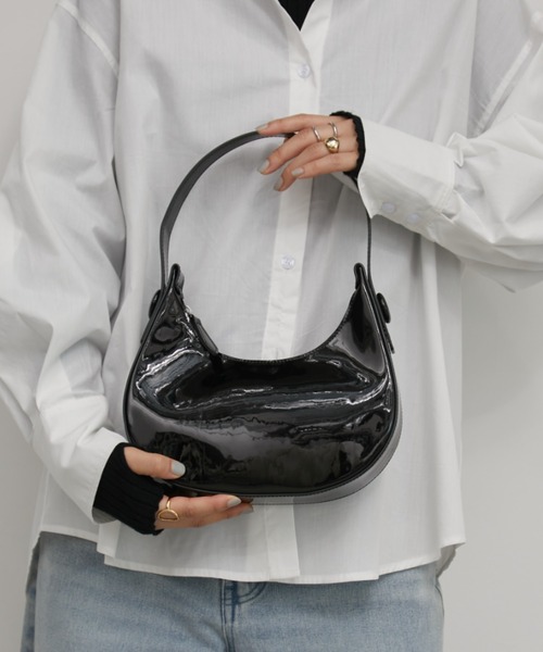 Aunt Marie's（アントマリーズ）の「エナメルムーンワンハンドルミニバッグ（ハンドバッグ・レディース・アイボリー/ブラック/レッド・FREE）」の6枚目の写真