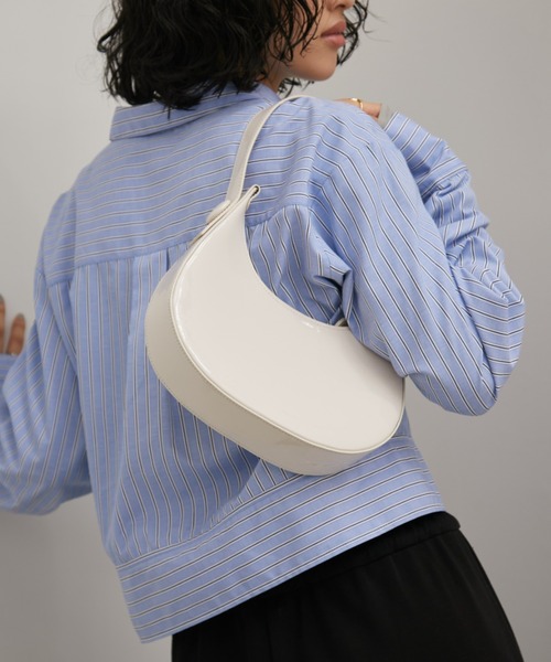 Aunt Marie's（アントマリーズ）の「エナメルムーンワンハンドルミニバッグ（ハンドバッグ・レディース・アイボリー/ブラック/レッド・FREE）」の18枚目の写真