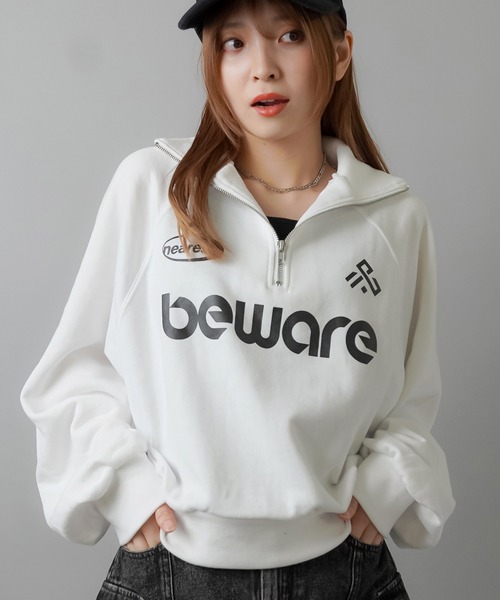 SPINNS(スピンズ)の「BEWAREロゴ ハーフジップスウェット(スウェット・レディース・ピンク/ネイビー/オートミール/オフホワイト/ブラック・ONESIZE)」の10枚目の写真