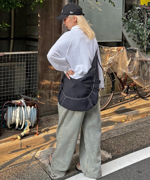 SPINNS(スピンズ)の「BEWAREロゴ ハーフジップスウェット(スウェット・レディース・ピンク/ネイビー/オートミール/オフホワイト/ブラック・ONESIZE)」の9枚目の写真