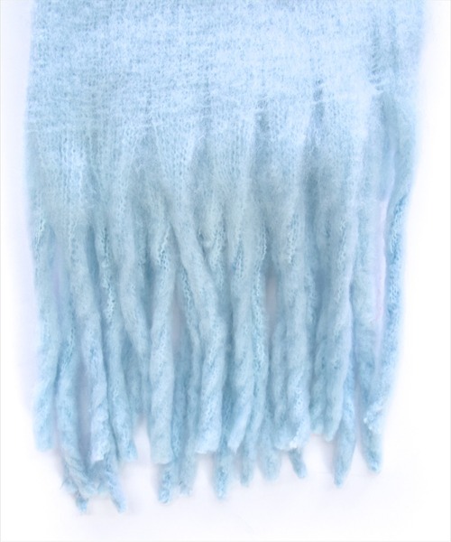 clear（クリア）の「【11色展開】フリンジボリュームマフラー[厚手　もこもこ感　大人 カジュアル 着回し抜群 ]≪再入荷≫（マフラー・レディース・レッド/ブルー/サックスブルー/アイボリー/グリーン/ピンク/ブルー系その他/イエロー/マルチ/ピンク系その他/ブラック・F）」の13枚目の写真