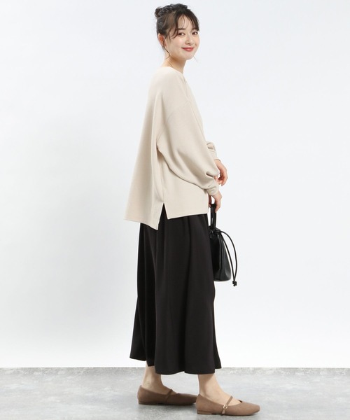 GLOBAL WORK Smile Seed Store（グローバルワーク スマイルシードストア）の「フクレジャガード袖ボリューム/121896（Tシャツ/カットソー・レディース・モカ/チャコール/ブラック/グレイッシュベージュ・X-LARGE/LARGE/SMALL/MEDIUM）」の8枚目の写真