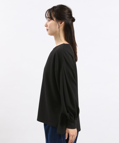 GLOBAL WORK Smile Seed Store（グローバルワーク スマイルシードストア）の「フクレジャガード袖ボリューム/121896（Tシャツ/カットソー・レディース・モカ/チャコール/ブラック/グレイッシュベージュ・X-LARGE/LARGE/SMALL/MEDIUM）」の18枚目の写真