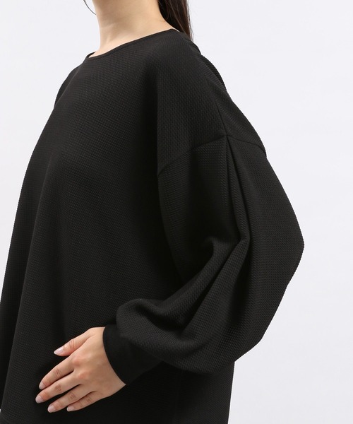 GLOBAL WORK Smile Seed Store（グローバルワーク スマイルシードストア）の「フクレジャガード袖ボリューム/121896（Tシャツ/カットソー・レディース・モカ/チャコール/ブラック/グレイッシュベージュ・X-LARGE/LARGE/SMALL/MEDIUM）」の21枚目の写真