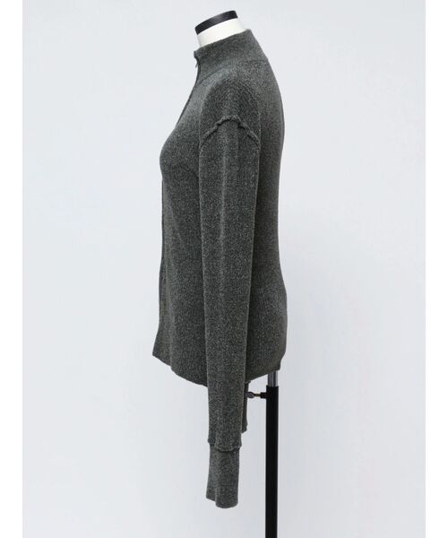 VEQUM(VEQUM)の「【VEQUM】ZIP FIT KNIT(ニット/セーター・レディース・カーキ/ブラック/グレー/ネイビー・FREE)」の20枚目の写真