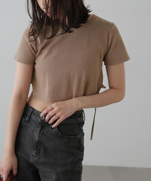 FREE'S MART（フリーズマート）の「ヴィンテージ加工サイドベルトTシャツ（Tシャツ/カットソー・レディース・ホワイト/ブラウン/ブラック・FREE）」の3枚目の写真