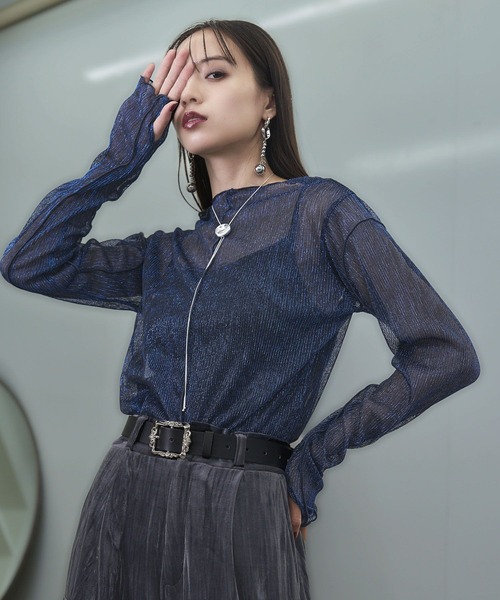 HARE（ハレ）の「デザインラメシアートップス(HARE)（Tシャツ/カットソー・レディース・ブラック/レッド/ネイビー/パープル/ブラック×シルバー/ブルー/ブルー系その他/イエロー/パープル系その他/ブラック系その他/グリーン/ピンク/ブルー系その他2・FREE）」の8枚目の写真