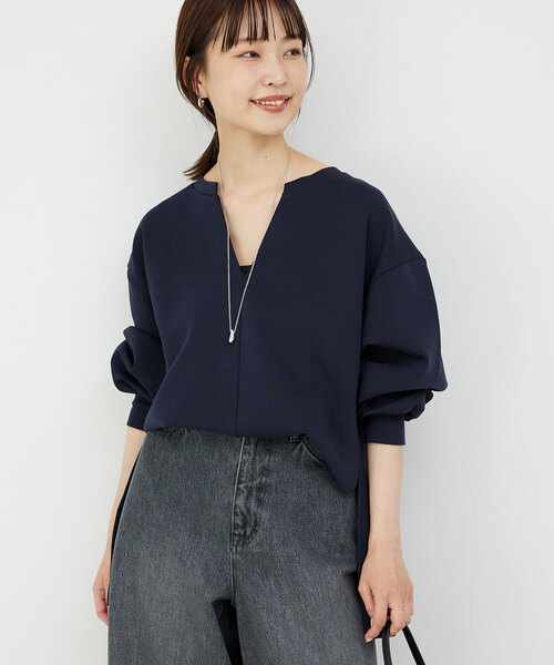 SLOBE IENA（スローブイエナ）の「ダンボールスキッパープルオーバー（スウェット・レディース・ブラック/ネイビー・FREE）」の15枚目の写真