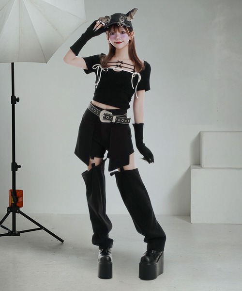 Diable baiser(ディアブルベーゼ)の「ショート&ロング2wayルーズデニムワイドパンツ(デニムパンツ・レディース・ブラック・SMALL/MEDIUM/LARGE/LL)」の2枚目の写真