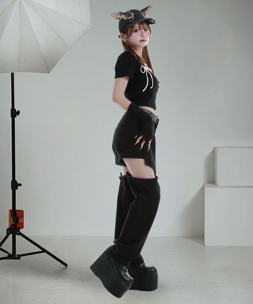 Diable baiser(ディアブルベーゼ)の「ショート&ロング2wayルーズデニムワイドパンツ(デニムパンツ・レディース・ブラック・SMALL/MEDIUM/LARGE/LL)」の3枚目の写真