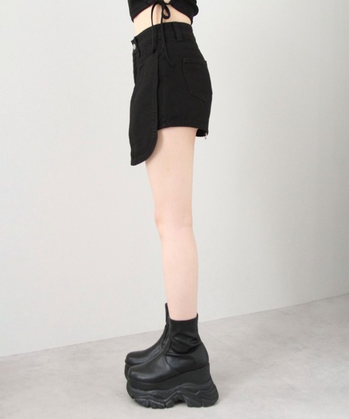 Diable baiser(ディアブルベーゼ)の「ショート&ロング2wayルーズデニムワイドパンツ(デニムパンツ・レディース・ブラック・SMALL/MEDIUM/LARGE/LL)」の12枚目の写真