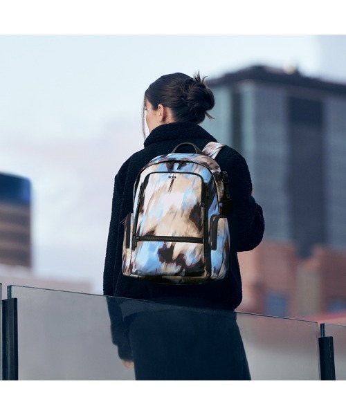 TUMI（トゥミ）の「VOYAGEUR 「セリーナ」バックパック（A4/PC15インチ