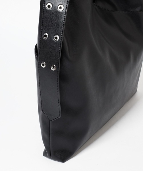 HARE（ハレ）の「バックルベルトショルダーBAG(HARE)（ショルダーバッグ・メンズ・ブラック・FREE）」の4枚目の写真