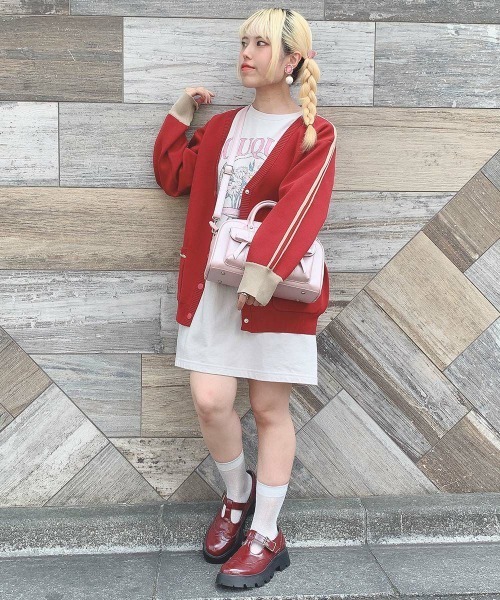 F i.n.t(フィント)の「トラックラインニットカーディガン/fint(カーディガン/ボレロ・レディース・ベージュ/レッド/グリーン・FREE)」の12枚目の写真