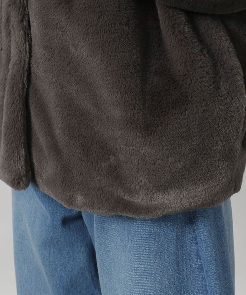 LAKOLE（ラコレ）の「ノーカラーファーブルゾン / 135667（ブルゾン・レディース・チャコール/アイボリー・MEDIUM/SMALL）」の21枚目の写真