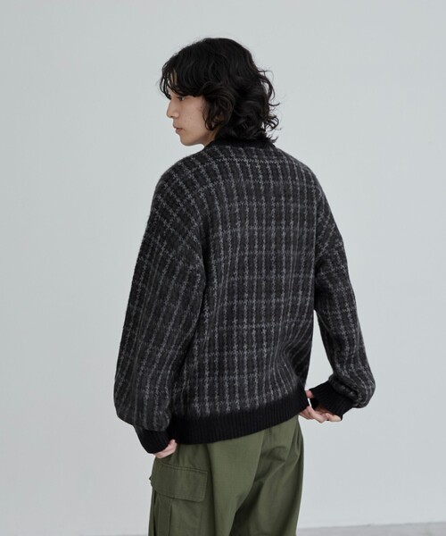 PENNEYS（ぺニーズ）の「Penneys（ぺニーズ）別注ジャガードクルーネックニット（ニット/セーター・メンズ・ブラック/ベージュ/ネイビー/オフホワイト・M/L/XL）」の8枚目の写真