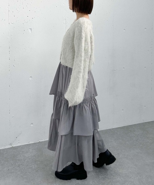 archives(アルシーヴ)の「マットサテンシャーリングティアードスカート(スカート・レディース・グレー/ブラウン/アイボリー/ブラック・MEDIUM)」の7枚目の写真