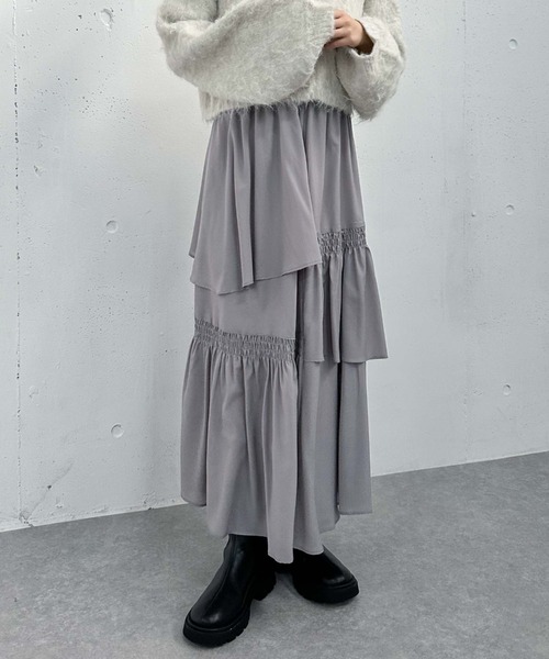 archives(アルシーヴ)の「マットサテンシャーリングティアードスカート(スカート・レディース・グレー/ブラウン/アイボリー/ブラック・MEDIUM)」の12枚目の写真