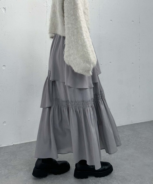 archives(アルシーヴ)の「マットサテンシャーリングティアードスカート(スカート・レディース・グレー/ブラウン/アイボリー/ブラック・MEDIUM)」の11枚目の写真
