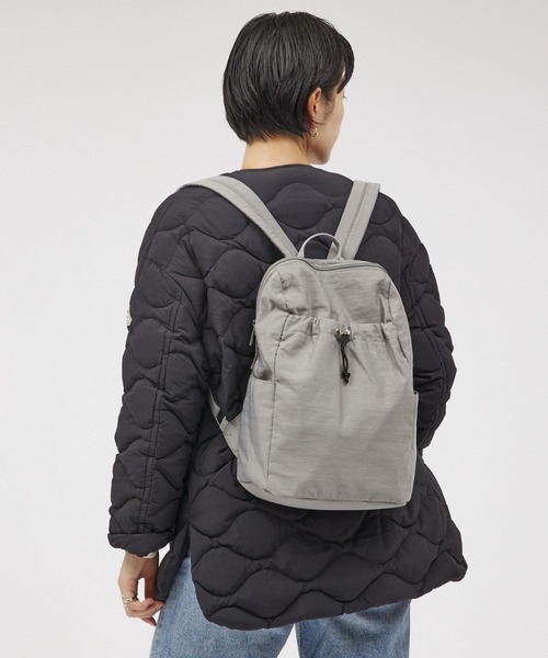 Rouge vif la cle(ルージュヴィフラクレ)の「【REGIA/レジーア】ナイロンバックパック / リュック / 軽量 / A4可 /ジェーク(バックパック/リュック・レディース・グレー/ブラック/ベージュ・フリー)」の5枚目の写真