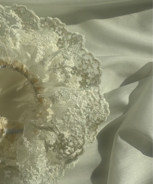 kutir（クティール）の「kutirlune／レースシュシュ（シュシュ・レディース・ホワイト系その他2/ライトホワイト/ホワイト/ホワイト系その他・FREE）」の6枚目の写真