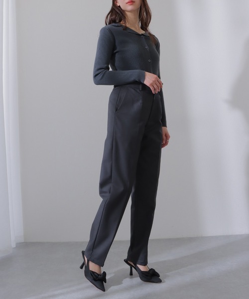 Lace Ladies(レースレディース)の「ソリッドカラー センター プリーツ入り テーパード パンツ(スラックス・レディース・グレー/ブラック/ダークグレー/ネイビー・L/M/S)」の12枚目の写真