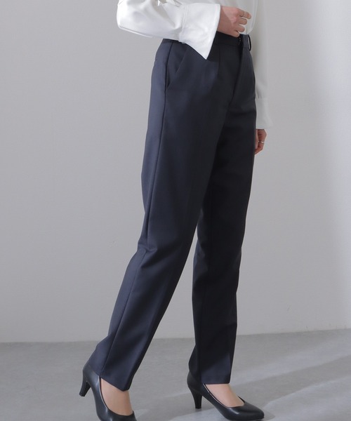 Lace Ladies(レースレディース)の「ソリッドカラー センター プリーツ入り テーパード パンツ(スラックス・レディース・グレー/ブラック/ダークグレー/ネイビー・L/M/S)」の17枚目の写真