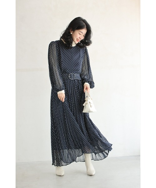 cawaii（カワイイ）の「（濃紺）クラシカルなシアードットロングワンピース（ベルト付き）（ワンピース・レディース・ネイビー・FREE）」の10枚目の写真