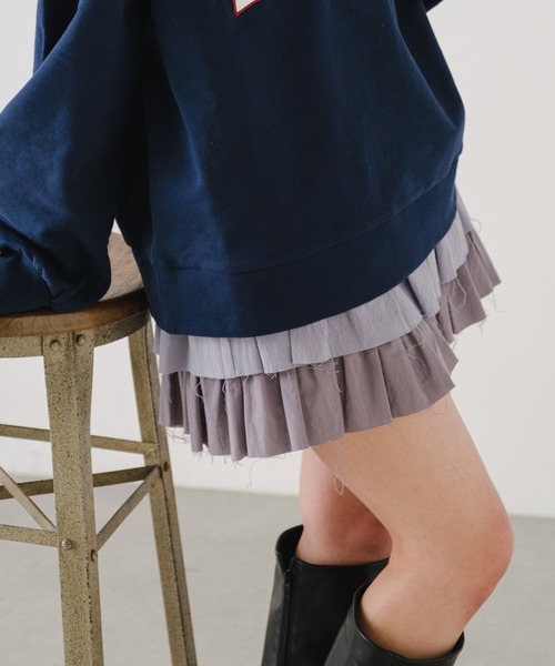 RAY CASSIN（レイカズン）の「カットオフティアードミニスカパン（スカート・レディース・グレー/アイボリー/ブラック系その他2/ホワイト・FREE）」の4枚目の写真