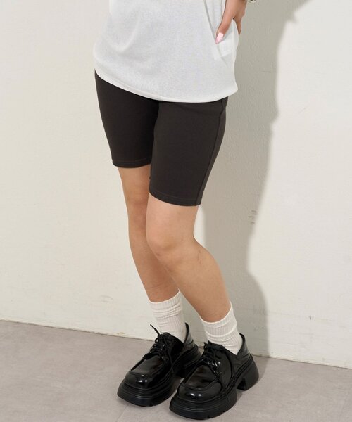 WHO'S WHO gallery（フーズフーギャラリー）の「【SLOPPY/スロッピー】バイカーリブパンツ（その他パンツ・レディース・チャコールグレー/ライトグレー/ブラック・FREE）」の16枚目の写真