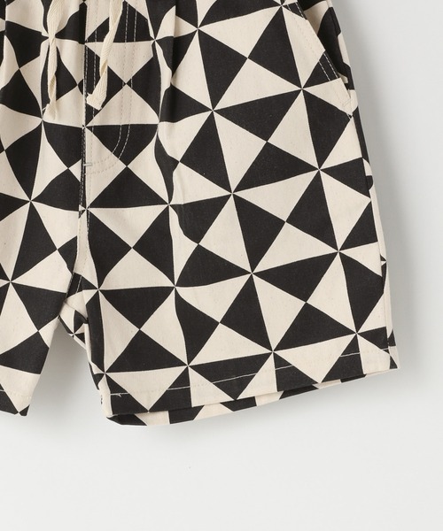 LOWRYS FARM（ローリーズファーム）の「デッキショートパンツ　 290699（その他パンツ・キッズ・オフホワイト/ホワイト×ブラック/ブラック/マルチ/グリーン/ブラウン/ピンク・110cm/120cm/130cm/140cm/150cm）」の11枚目の写真