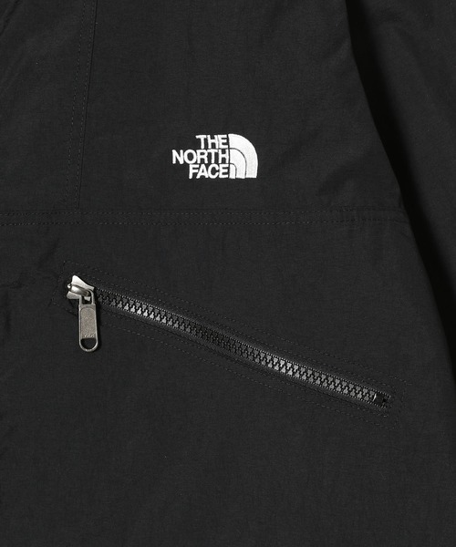 THE NORTH FACE（ザノースフェイス）の「THE NORTH FACE Short Compact Jacket NPW22430（その他アウター・レディース・ベージュ/ブラック・LARGE/MEDIUM/X-LARGE）」の6枚目の写真