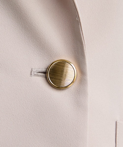 AIMER（エメ）の「ゴールドボタンテーラードジャケット（テーラードジャケット・レディース・ベージュ/ネイビー・MEDIUM）」の14枚目の写真
