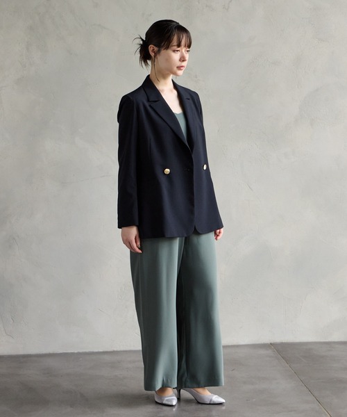 AIMER（エメ）の「ゴールドボタンテーラードジャケット（テーラードジャケット・レディース・ベージュ/ネイビー・MEDIUM）」の11枚目の写真