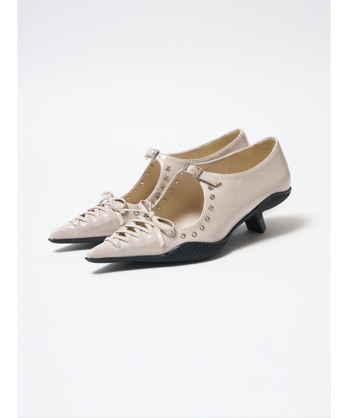 Bella lume(ベッラルーメ)の「《Bella Lume(ベッラルーメ)》アイレットパンプス(パンプス・レディース・ブラック/アイボリー・LARGE/MEDIUM/SMALL)」の2枚目の写真