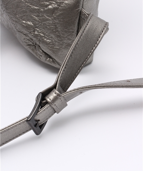 ear PAPILLONNER（イアパピヨネ）の「アルミリュック（バックパック/リュック・レディース・ブロンズ/シルバー・FREE）」の8枚目の写真