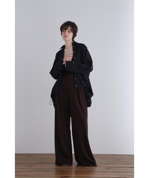 新品　ルフィル le phil ストレッチタイプライターケープブラウス LE PHIL》ストレッチタイプライターケープブラウス || LE PHIL