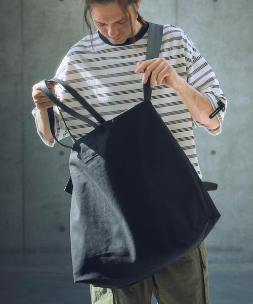 ADAM PATEK(アダムパテック)の「ADAMPATEK/new shrink leather combi big tote bag/レザーコンビ2wayトートバッグ(AP2519034)(トートバッグ・レディース・ブラック系1/ブラック系2・FREE)」の3枚目の写真