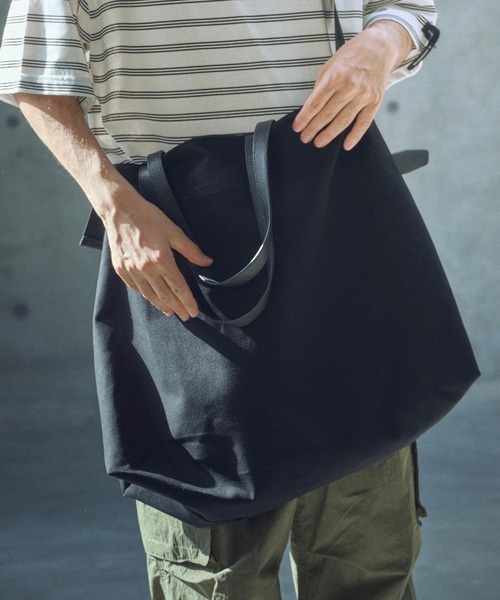 ADAM PATEK(アダムパテック)の「ADAMPATEK/new shrink leather combi big tote bag/レザーコンビ2wayトートバッグ(AP2519034)(トートバッグ・レディース・ブラック系1/ブラック系2・FREE)」の4枚目の写真