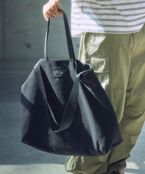 ADAM PATEK(アダムパテック)の「ADAMPATEK/new shrink leather combi big tote bag/レザーコンビ2wayトートバッグ(AP2519034)(トートバッグ・レディース・ブラック系1/ブラック系2・FREE)」の5枚目の写真