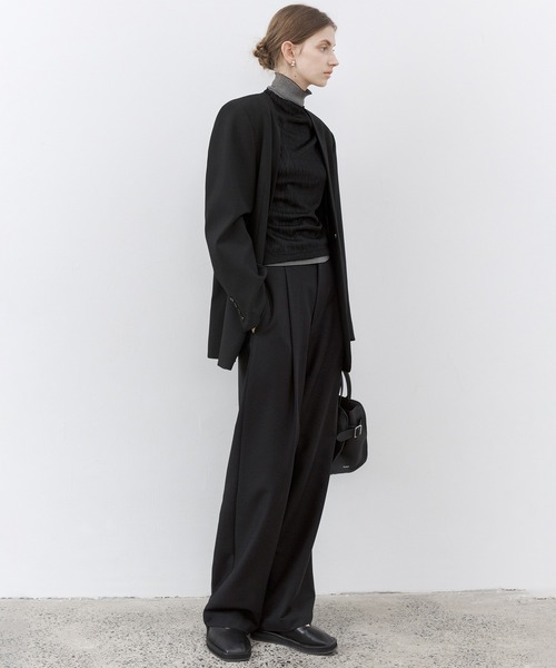 tageechita（タジチタ）の「【tageechita】TRツイル タックワイド ストレートパンツ（スラックス・レディース・ブラック/ライトベージュ・XS/S/M/L）」の15枚目の写真