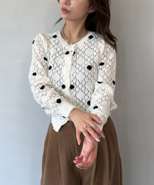 SANSeLF（サンセルフ）の「【SANSeLF】 ドット編みニットカーディガン Uネック sanw25s047（カーディガン/ボレロ・レディース・ホワイト/ピンク・FREE）」の4枚目の写真