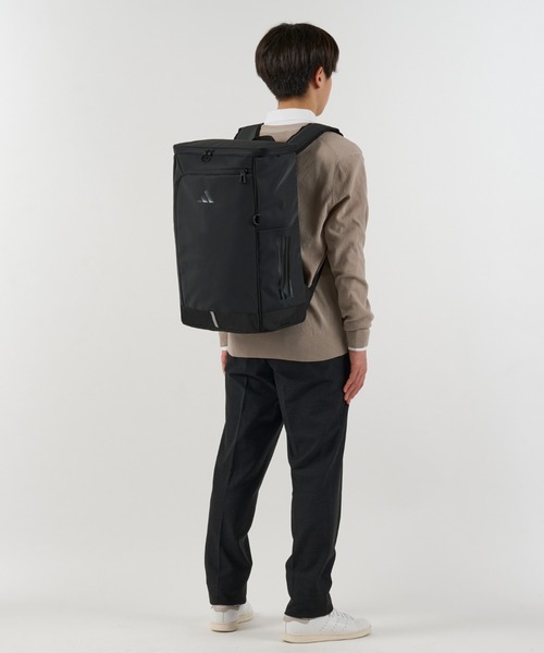 リュックサック バックパック B4サイズ PC15.6インチ収納 30L