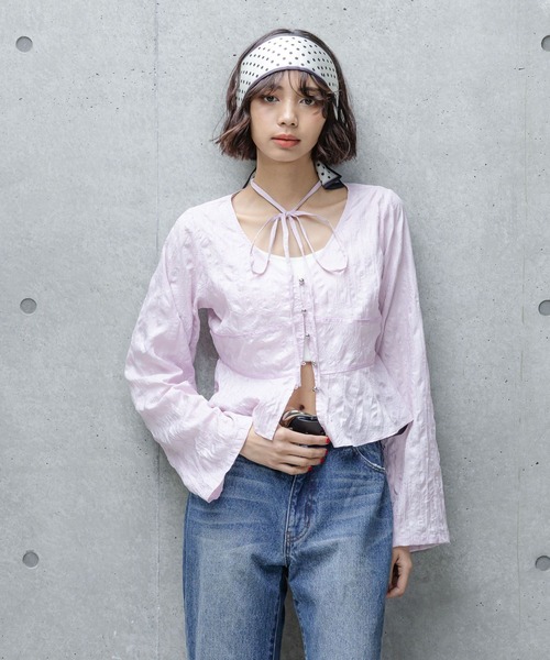 PAGEBOY(ページボーイ)の「チョーカーペプラムBL(シャツ/ブラウス・レディース・パープル/ブラック/オフホワイト・FREE)」の4枚目の写真