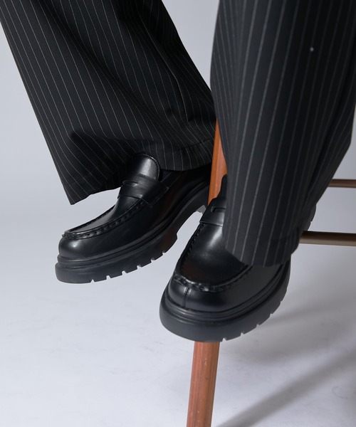 Lui's（ルイス）の「ボリュームソールローファー（ローファー・メンズ・ブラック・43/42/41）」の14枚目の写真