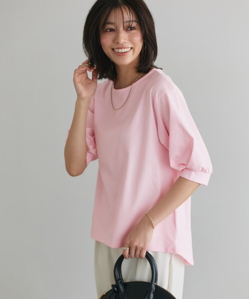 Pierrot（ピエロ）の「【イージーケア】ボートネックパフスリーブオーバーTシャツ（Tシャツ/カットソー・レディース・チャコール/ピンク/ブラック/グレイッシュベージュ/オフホワイト・M/L）」の6枚目の写真